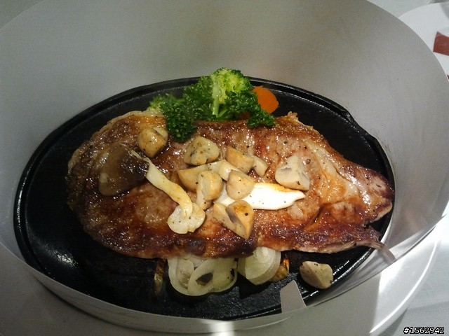 S8530食記再一波！美式餐廳菜色實拍！