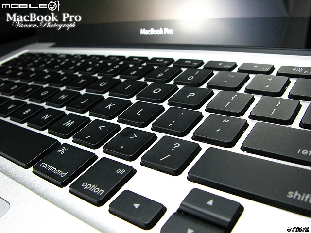 2011. MacBook Pro 13" 極速光速團入手＋高畫質開箱＋簡易心得
