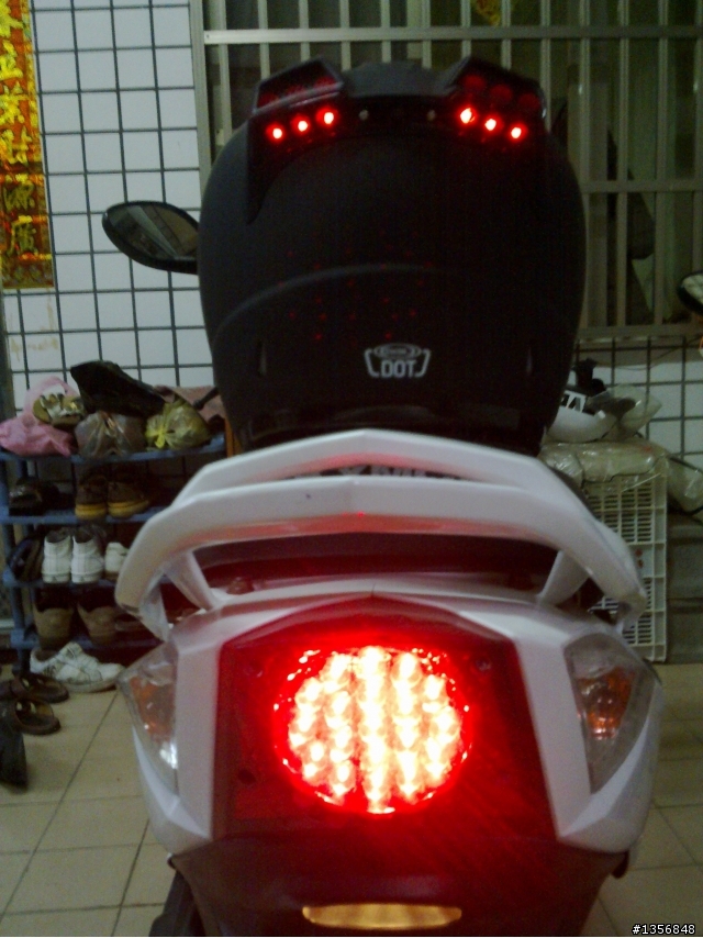 SOL安全帽 少見的霧黑色~