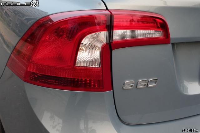 [開箱] New volvo S60 魅影藍 (490)