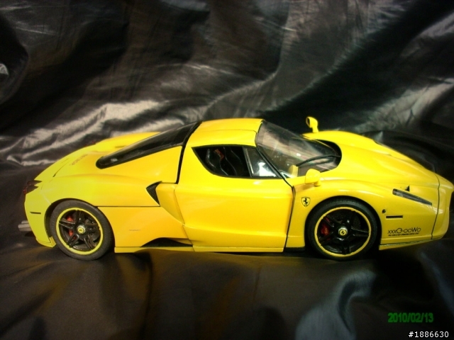 (新手作品分享) tamiya 1/24enzo超跑