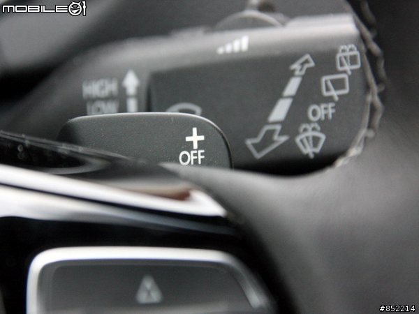 GOLF R 簡易開箱文~~(圖多!請耐心等候)