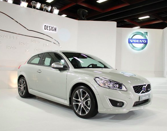 艾德華的車volvo Ｃ30大家覺得如何？？