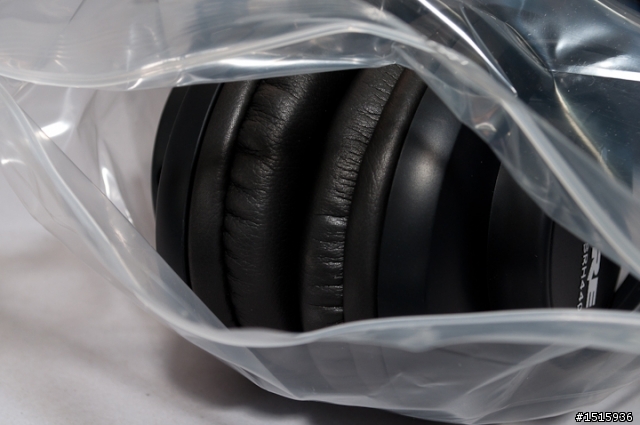 [開箱]Shure SRH440 - 我的第一次…給了SHURE (3/12更新全身照)