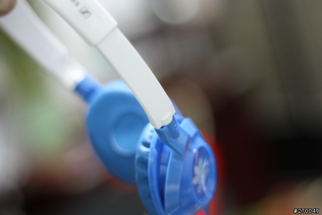 [分享]adidas愛迪達&Sennheiser森海塞爾 - HD 220 (純分享圖)
