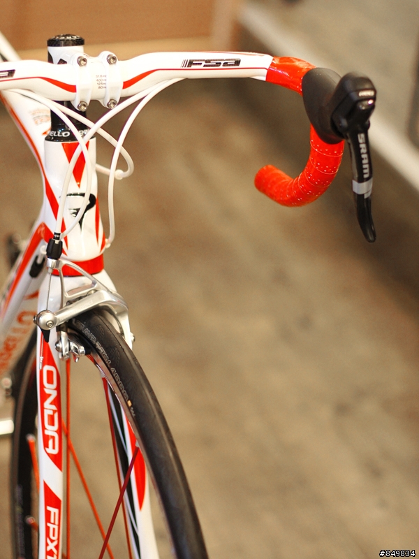 [7.04kg] PINARELLO DOGMA 60.1 ！加映:SMP 2011 Carbon Lite