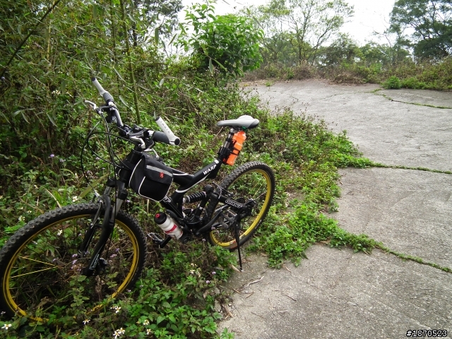 ~~太無聊跑去北大武登山口但路斷了~~