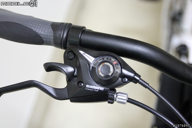【開箱】 KOOBI 入門款24速小徑車