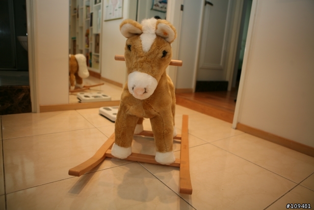 steiff 搖搖馬...(算逸品吧!!)