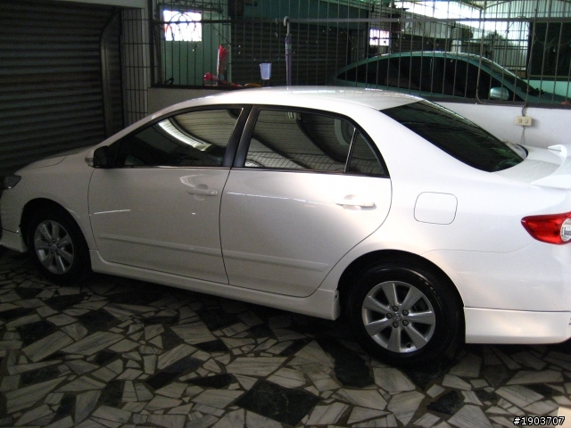 3/4 Altis 10.5 代 1.8E 白 小開箱  Add some pics 9/20