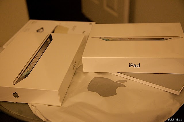 iPad 2 開箱 (黑色+白色)