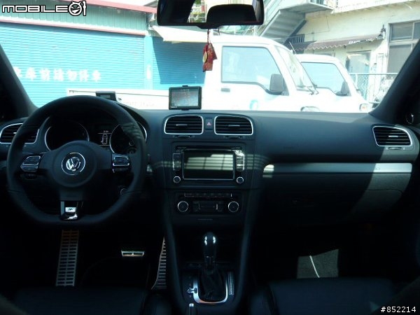 GOLF R 簡易開箱文~~(圖多!請耐心等候)