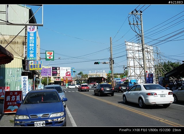 X100真的很貴嗎，與其他同型機價格比一比