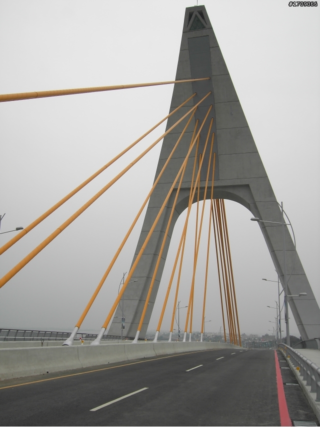 東港~鵬灣跨海大橋