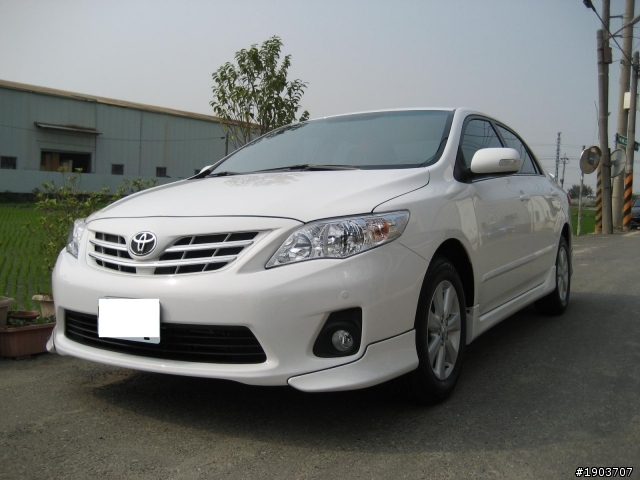 3/4 Altis 10.5 代 1.8E 白 小開箱  Add some pics 9/20