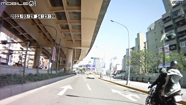 [好奇]這台是什麼車？