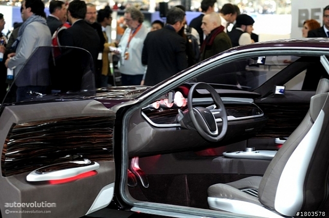 2011 Geneva autoshow Bertone Jaguar B99 Concept