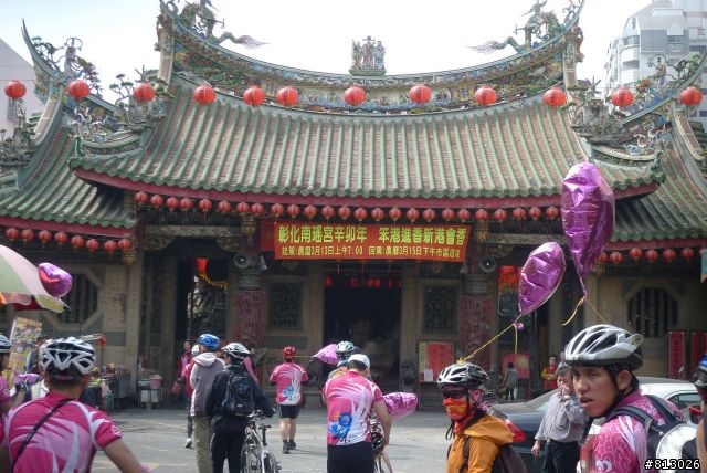 [分享]吃喝玩樂拜客到底●2011大甲媽祖萬人崇BIKE~讚啦!
