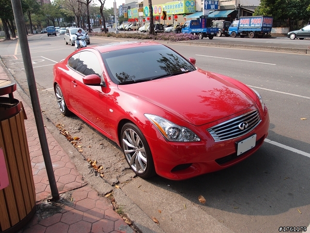 [分享] 老是遇到Infiniti靓車, 不拍不行 T__T