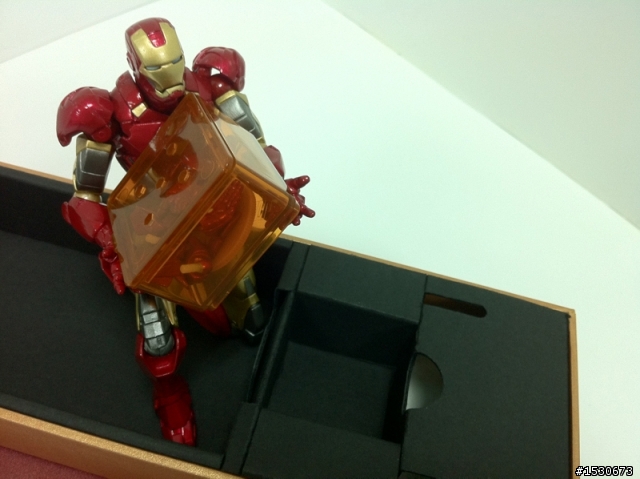海洋堂輪轉特攝系例【IRON MAN】精美小套房