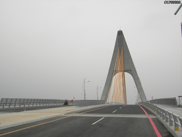 東港~鵬灣跨海大橋