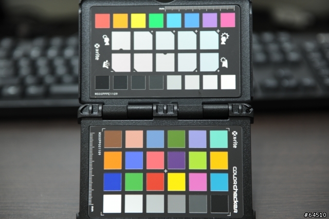D700 自定色溫拍攝結果怪怪的，有1000K左右的落差