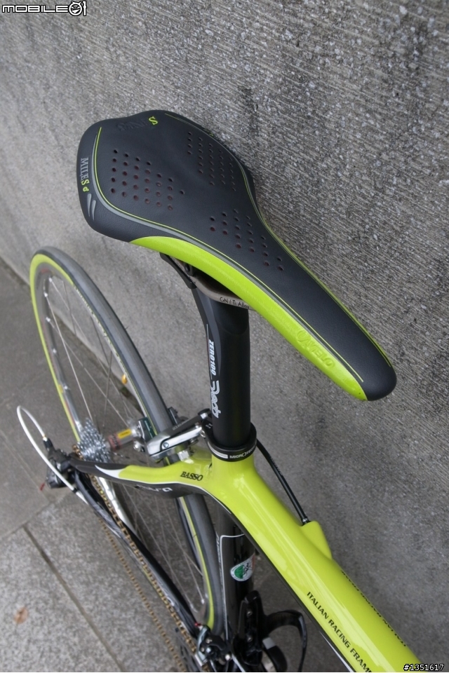 [分享] BASSO ASTRA TEAM EDITION  (2010環中國賽黃衫車)