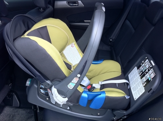 [不專業開箱文] Romer 安全座椅 + 提籃 + ISOFIX 底座 (補上底座安裝圖)