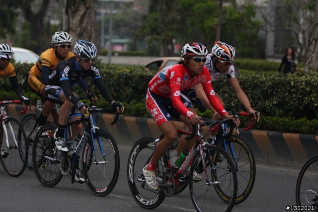 2011 國際自行車環台賽 第7站  台南市政府前照片