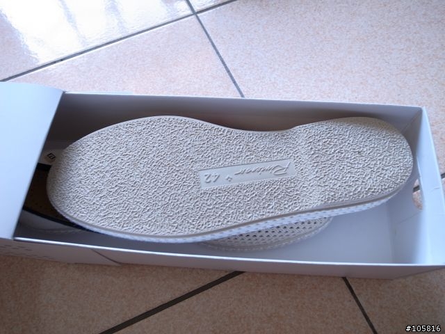 [ 開箱 ] REVOLVE到貨!!! RIVIERAS 及 DR. MARTENS MANTON  同場加映我的鞋們 圖多!!!