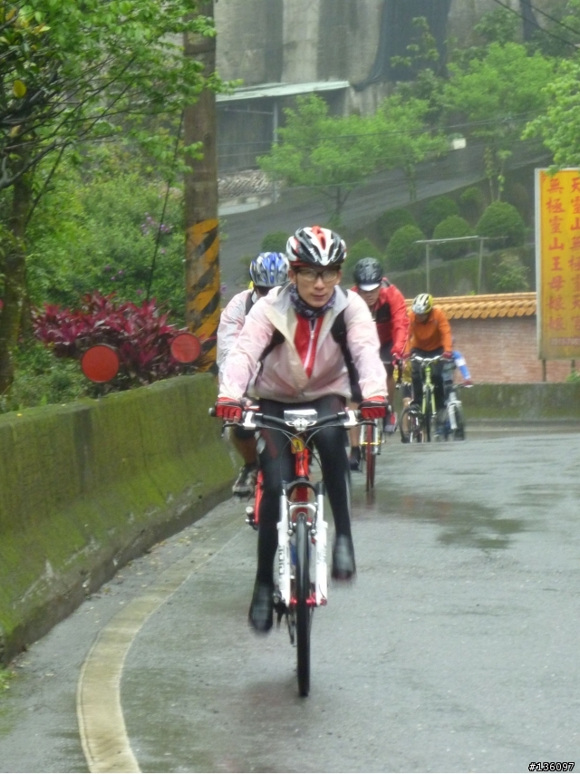 20110326第四屆Garmin & Mobile 01 ”北宜單車行-"濕背秀"(圖多）