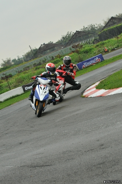 下雨天輪胎的選擇?