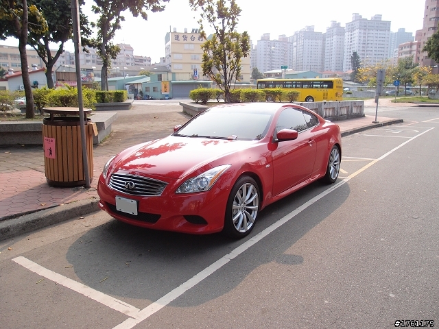 [分享] 老是遇到Infiniti靓車, 不拍不行 T__T