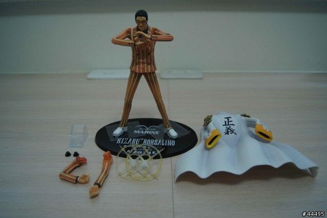 【分享】海賊王 BANDAI 代理版 FIGUARTS ZERO 海軍上將---『黃猿』博爾薩利諾