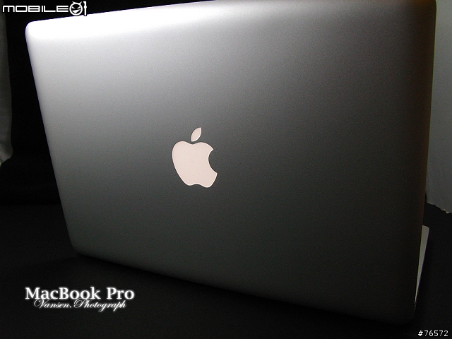 2011. MacBook Pro 13" 極速光速團入手＋高畫質開箱＋簡易心得
