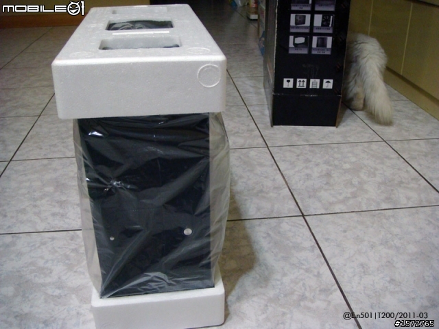 [機殼]YAMA"復仇者"全黑化藍光版雙風扇開箱.情商呆喵林至嚕特別出場演出--[上]