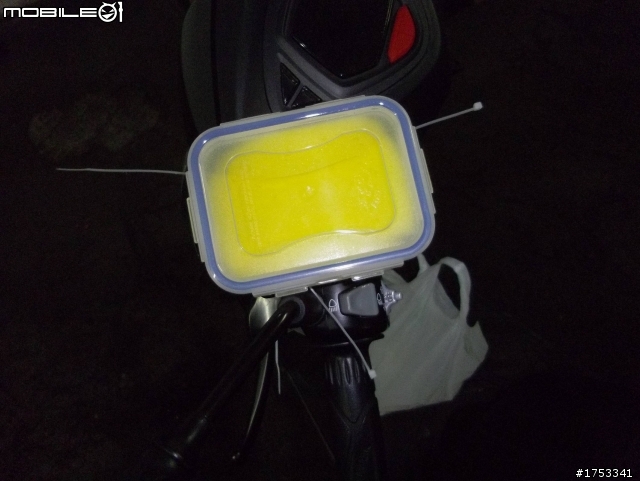 [DIY安裝文] 防水GPS萬用便當盒,適用各式速克達(示範車:RS zero)
