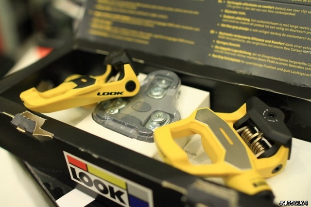 3月初完工之最新ROXYCLE AQUAIR 客製塗裝(黑黃)見客囉(6.99KG)
