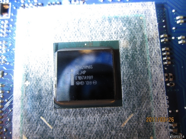 分享B3晶片確認跟5750G-15.6吋, I5-2410M拆機照片.