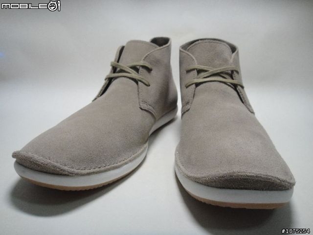 【分享】Clarks 灰色麂皮Newton Mass