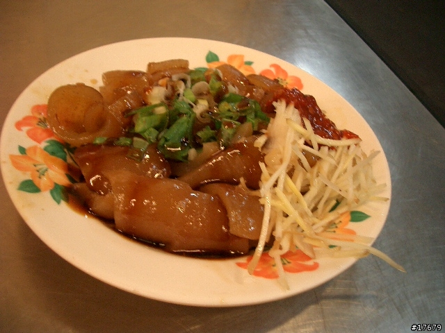 新竹人情味五顆星的私房小吃—東門市場內的愛國屋小吃店