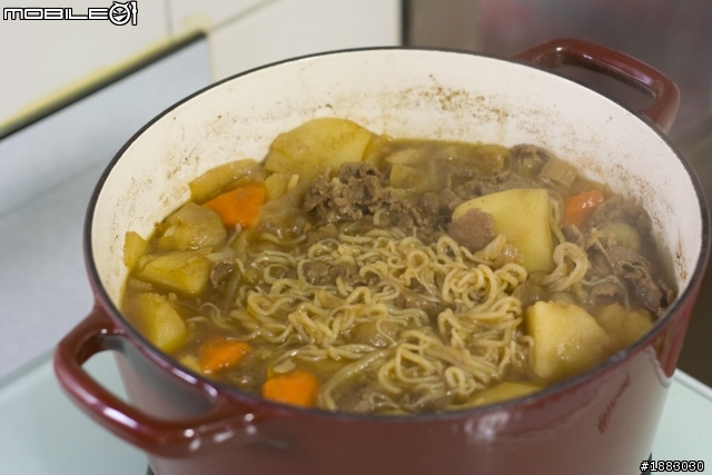 適合配白飯的鑄鐵鍋料理- 馬鈴薯燉肉