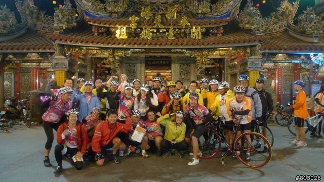 [分享]吃喝玩樂拜客到底●2011大甲媽祖萬人崇BIKE~讚啦!