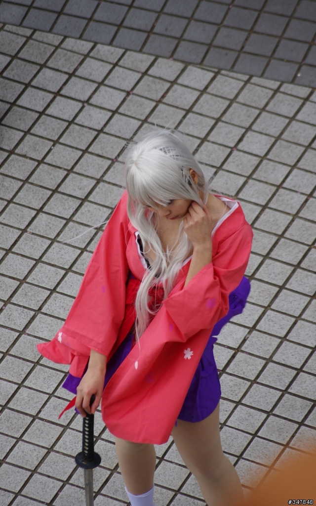 誠心發問!!請問這個女生在COSPLAY啥角色??