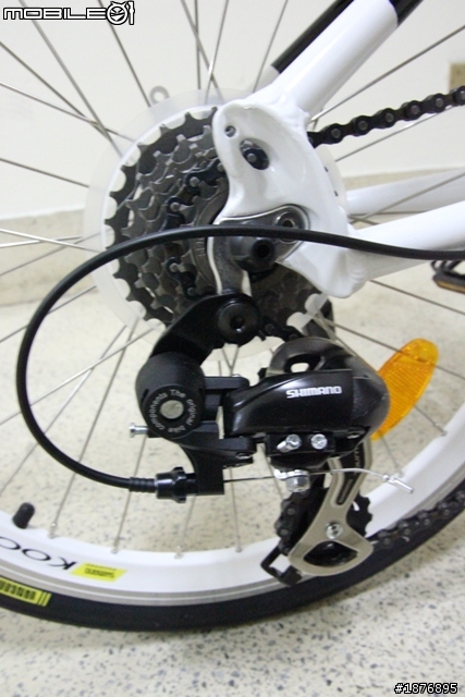【開箱】 KOOBI 入門款24速小徑車