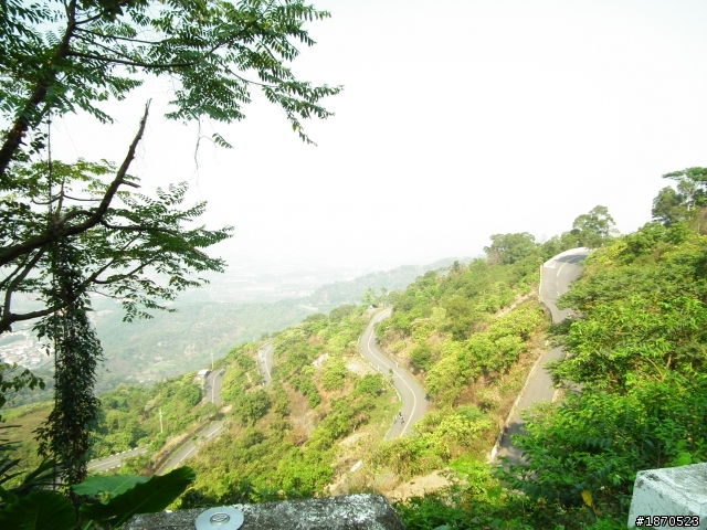 ~~太無聊跑去北大武登山口但路斷了~~