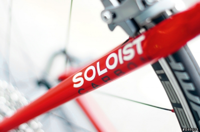 [7.01kg] Cervelo SOLOIST CSC車隊版碳纖維公路車架，誕生全記錄。