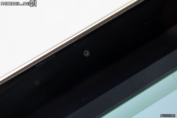 [採訪]華碩Eee Pad Transformer平版筆電結合 4月搭電信開賣