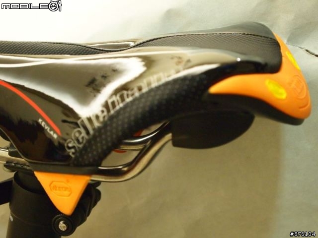 <開箱分享>OFF FR DH坐墊~SELLE ITALIA - YUTAAK Gel Flow