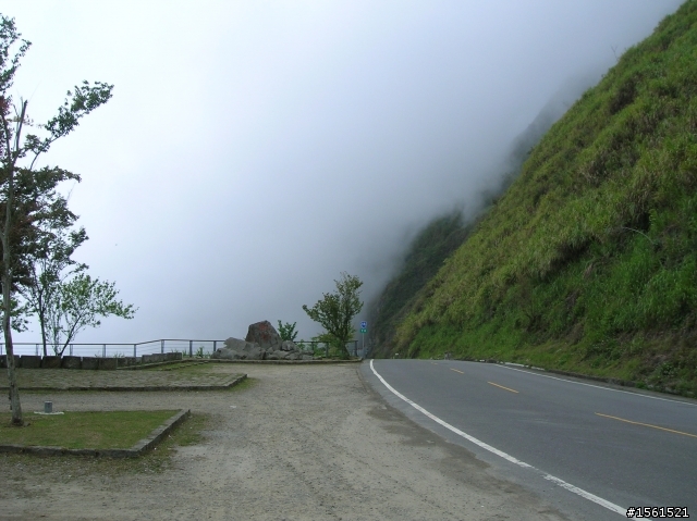 2011-0326阿里山霧中獨騎